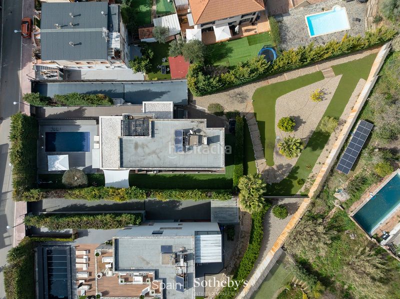 Foto 87f0fb43-75ae-4b6d-8835-436a53f63810. Casa amb aparcament piscina a Valldoreix Sant Cugat del Vallès