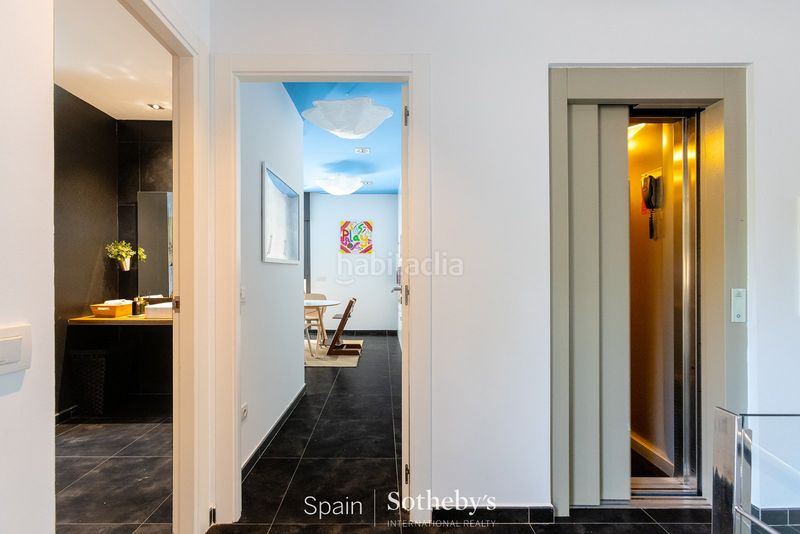 Foto d474241f-4633-40b7-aa4b-20fc6d374595. Casa amb aparcament piscina a Valldoreix Sant Cugat del Vallès