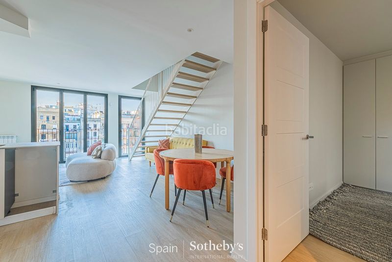 Foto 1dcb2027-620e-45f0-9eb8-76b22d10cea8. Duplex con riscaldamento in L´Antiga Esquerra de l´Eixample Barcelona