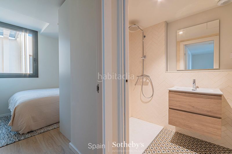 Foto c61906c8-d0ed-4778-a400-5983f546a915. Duplex con riscaldamento in L´Antiga Esquerra de l´Eixample Barcelona