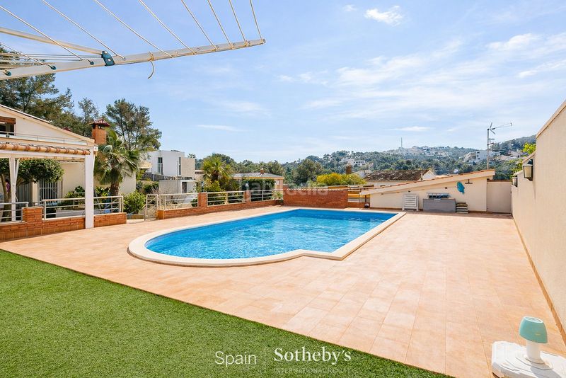 Foto b4133660-33ef-42bc-978f-f9f548941d82. Casa amb calefacció aparcament piscina a Mas Alba Sant Pere de Ribes