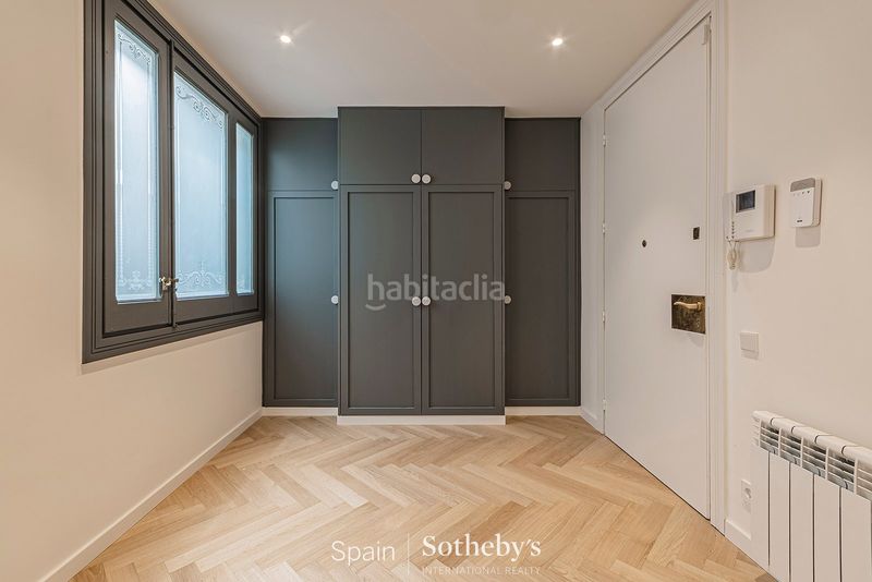 Foto 1170b084-6ac0-459d-8fc7-209239d89a31. Apartament amb calefacció a Dreta de l´Eixample Barcelona