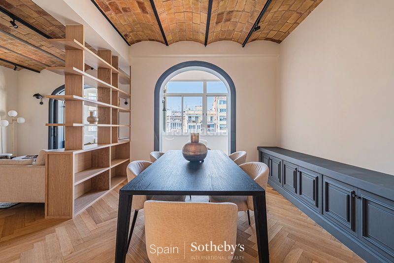 Foto a3873088-0f38-476d-beb1-bf35ef7842c0. Apartament amb calefacció a Dreta de l´Eixample Barcelona