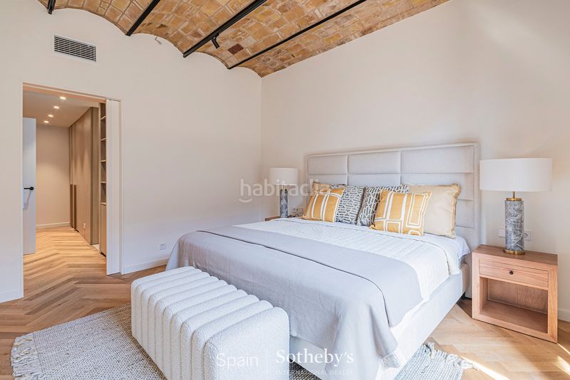 Foto c42918d5-3d5b-4c49-bdfd-a11192ed7de6. Apartament amb calefacció a Dreta de l´Eixample Barcelona