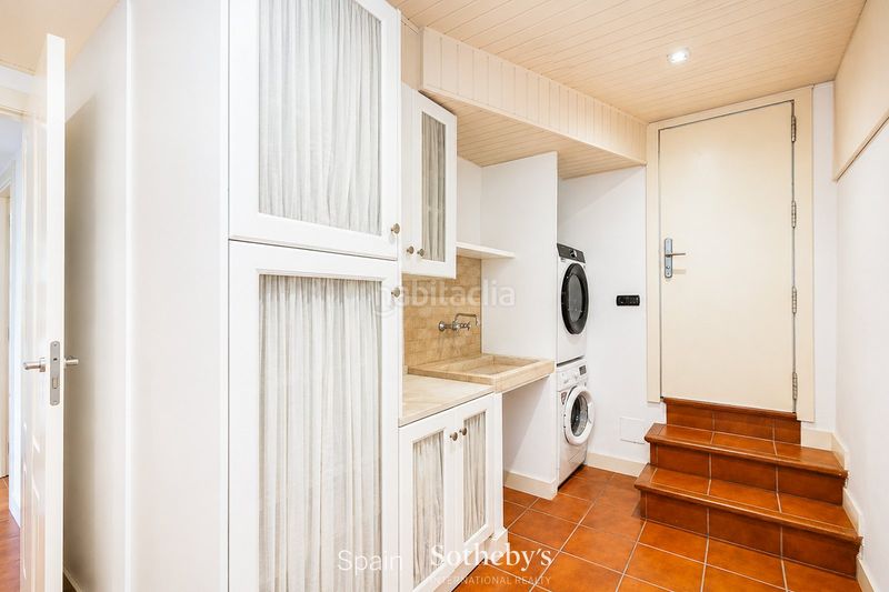 Foto 19206bd4-8e40-40f5-8332-fdf8b0719f5b. Casa amb calefacció aparcament piscina a Levantina - Montgavina - Quintmar Sitges