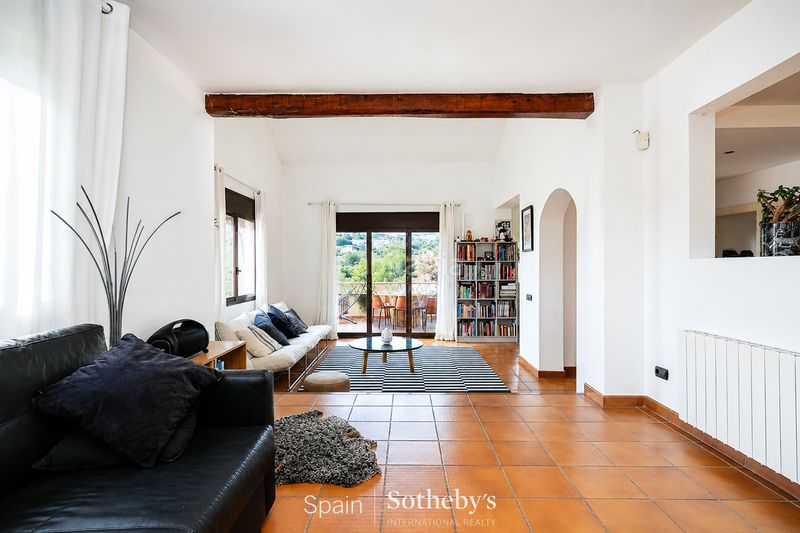 Foto 2739e3b9-a9a7-4182-b6ba-50ce74aba49e. Casa amb calefacció aparcament piscina a Levantina - Montgavina - Quintmar Sitges