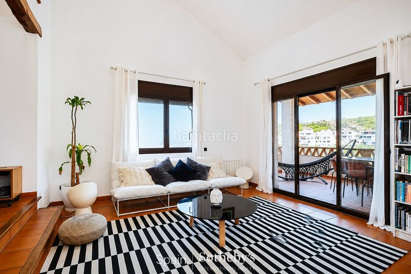 Foto 408803e6-8409-4117-af9f-8ef4fb78a9e6. Casa amb calefacció aparcament piscina a Levantina - Montgavina - Quintmar Sitges