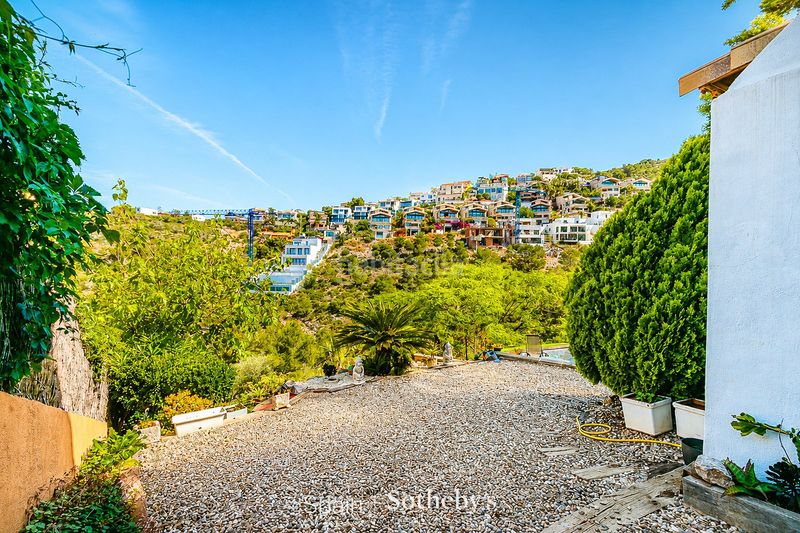 Foto 4e207fb1-5530-416c-a8a8-763e886dfd27. Casa amb calefacció aparcament piscina a Levantina - Montgavina - Quintmar Sitges