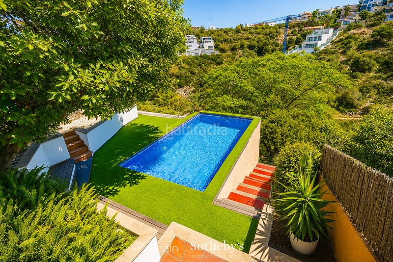 Foto eae0324d-77ae-4988-8d1a-10258c2cb871. Casa amb calefacció aparcament piscina a Levantina - Montgavina - Quintmar Sitges