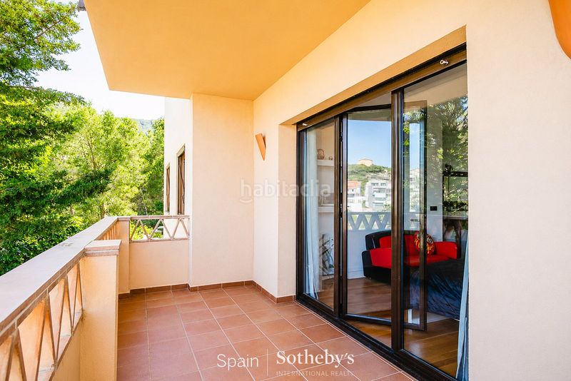 Foto f741f3b2-a8d6-4b78-a301-f401c4870cc2. Casa amb calefacció aparcament piscina a Levantina - Montgavina - Quintmar Sitges