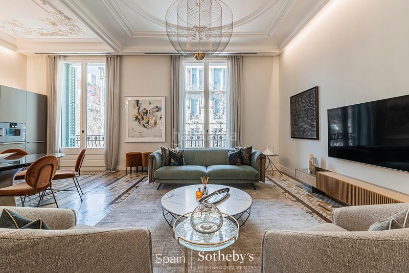 Foto 10a81a25-61f5-4156-a448-a7bb91804a81. Apartament amb calefacció piscina a Dreta de l´Eixample Barcelona