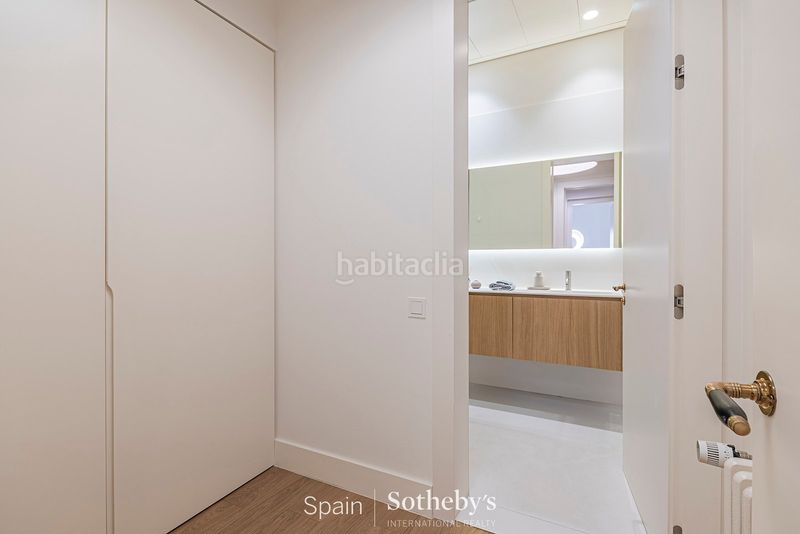 Foto 33acb5d3-301b-4c26-bac0-ce81f75efa5b. Apartament amb calefacció piscina a Dreta de l´Eixample Barcelona