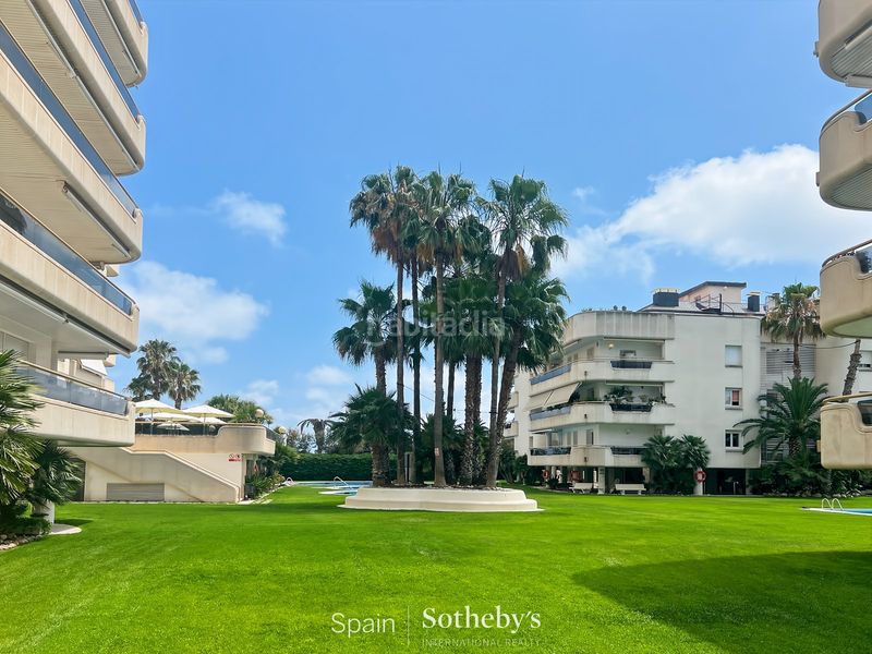 Foto ca0b194c-7228-4891-b2d1-d48366799c95. Apartament amb calefacció aparcament piscina a Can Girona - Terramar - Vinyet Sitges