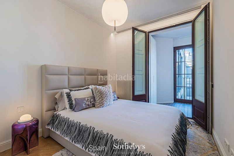 Foto eb8e3896-73c1-44e3-ac3c-e24ade77b002. Apartamento  precioso con zonas comunes en edificio histórico en Barcelona