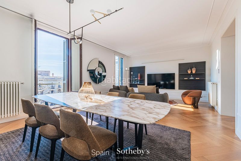 Foto f746cca2-5e94-490a-a5b4-81f8fb47fc66. Apartamento  precioso con zonas comunes en edificio histórico en Barcelona
