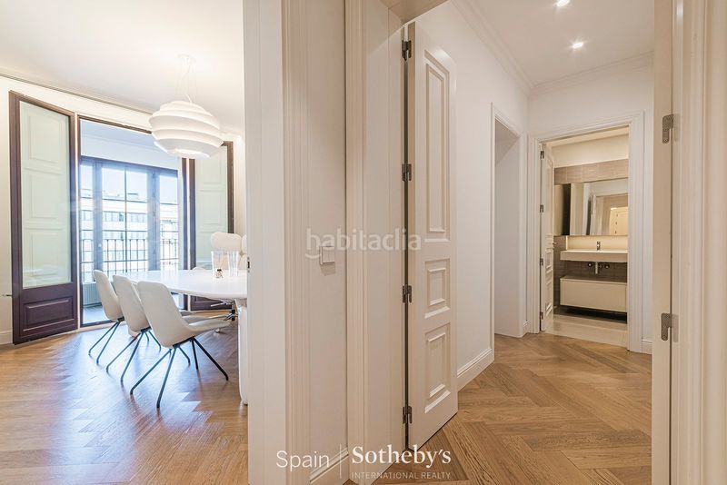 Foto fb48fc71-7314-4e3f-be16-6add85ae8d91. Apartamento  precioso con zonas comunes en edificio histórico en Barcelona