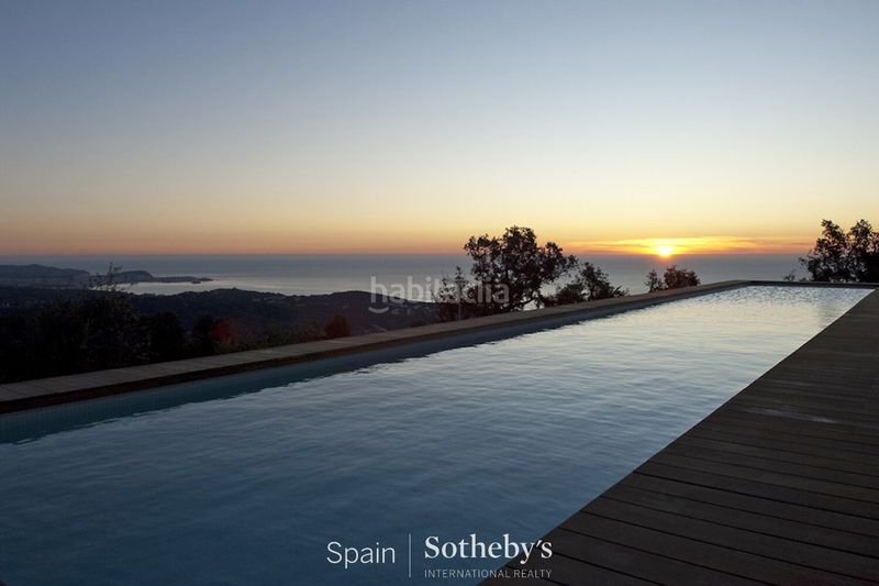 Foto 08f3cb2b-2120-48bf-95fb-8a29b3190537. Casa amb calefacció aparcament piscina a Urbanitzacions Platja d´Aro