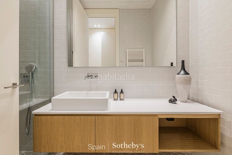 Foto 1fa81a5d-0d65-448c-bf57-f2c694022c38. Apartament amb calefacció piscina a Dreta de l´Eixample Barcelona