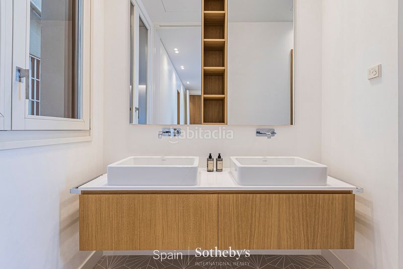 Foto a20a9e4e-72cb-49bf-bb3f-1251e585720e. Apartament amb calefacció piscina a Dreta de l´Eixample Barcelona