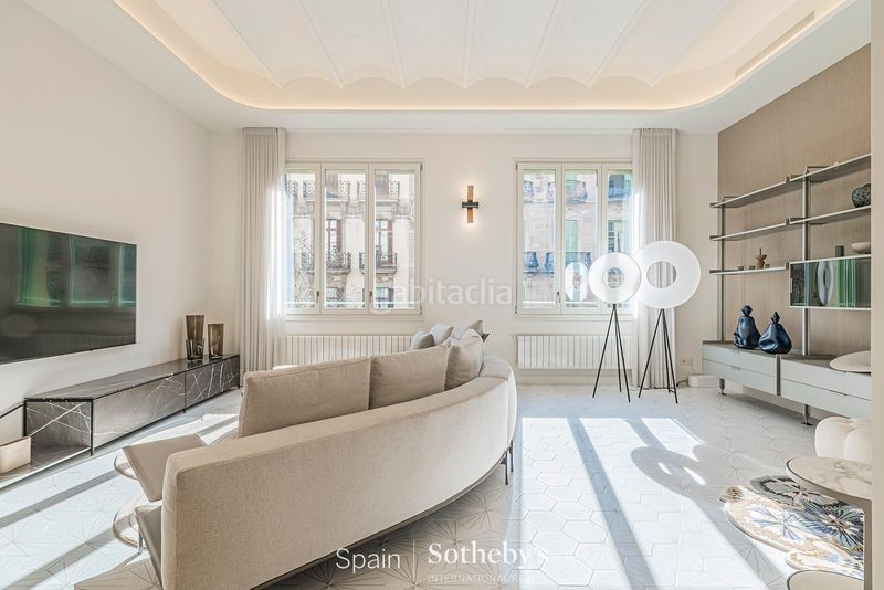 Foto d0ffeb63-1ce8-46d9-8c2f-c3fff8c74615. Apartament amb calefacció piscina a Dreta de l´Eixample Barcelona