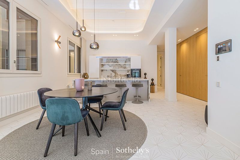 Foto d3a7993e-3cb3-47b0-8c21-dcc33d7fb830. Apartament amb calefacció piscina a Dreta de l´Eixample Barcelona