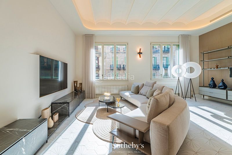 Foto f92702d5-4e5e-4891-9bb2-f788c6a93ca6. Apartament amb calefacció piscina a Dreta de l´Eixample Barcelona