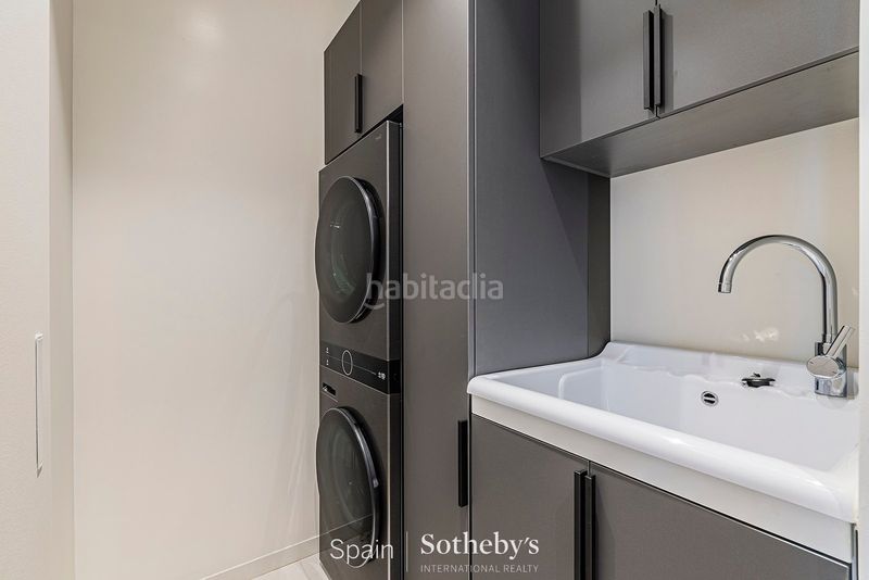 Foto 2d4d7e79-994d-4025-990c-f46daedbb2d8. Apartament amb calefacció a Dreta de l´Eixample Barcelona