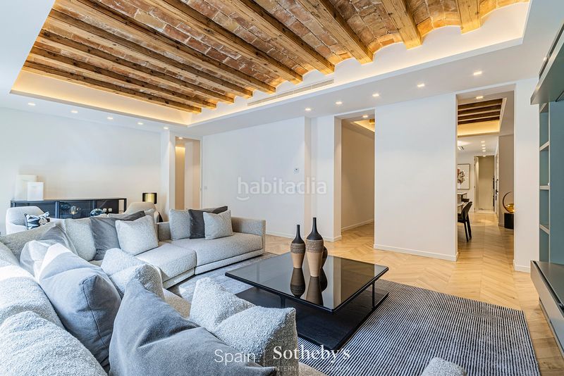 Foto f4bd8689-dc60-4b6a-abc3-e34e70dddbe3. Apartament amb calefacció a Dreta de l´Eixample Barcelona
