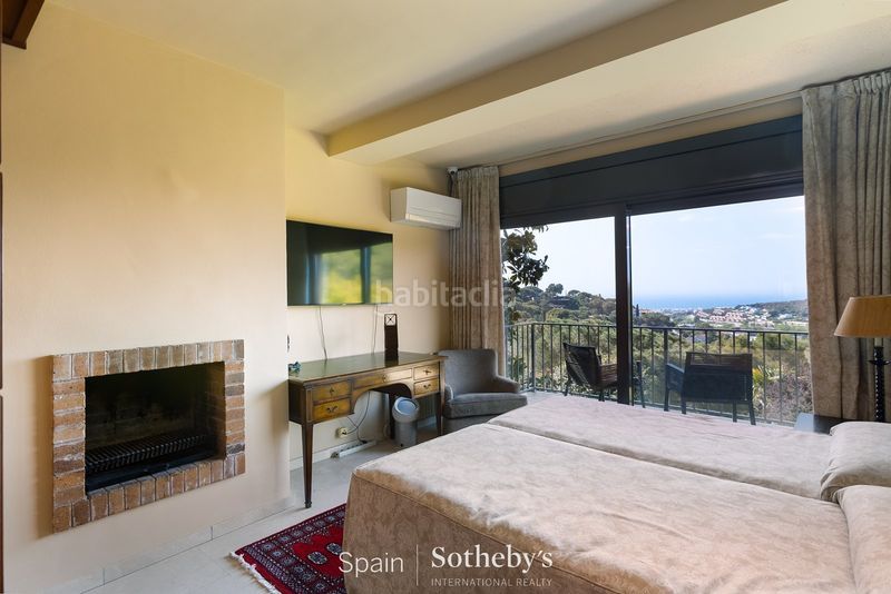 Foto afd5db49-d249-436b-8de7-648814f7909f. Casa con riscaldamento parcheggio piscina in Cabrils
