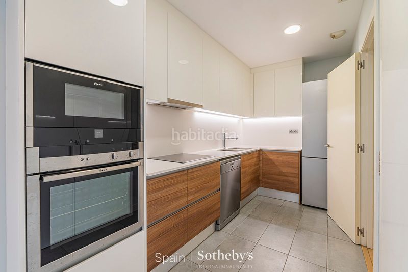 Foto 5e476d1e-e509-4612-b212-09b19b5cfb41. Apartament a plaça del duc de medinaceli 3 a Gòtic Barcelona