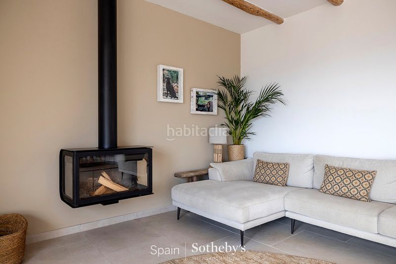Foto 11acdc84-4650-433b-8dce-1c906320012b. Casa amb aparcament a Vall-llobrega