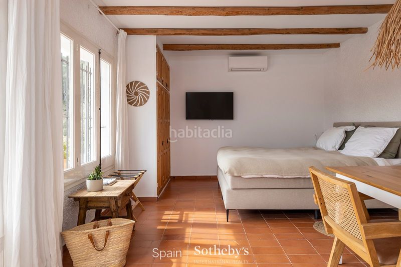 Foto 9aa3fca1-bf56-4594-9fb6-cc616d7311e5. Casa amb aparcament a Vall-llobrega