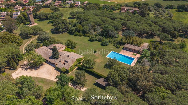 Foto ab30c402-4ef5-499a-98d5-925c539bd921. Casa amb aparcament a Mont-ras