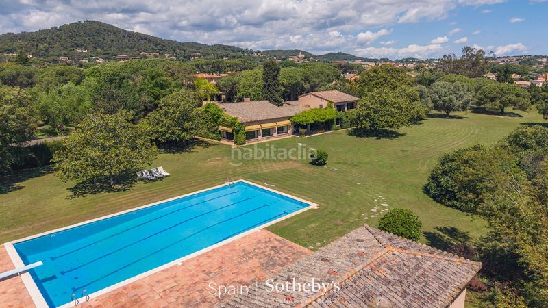 Foto d4b39b1a-dcc7-4f6b-85c4-a52f96ec88ca. Casa amb aparcament a Mont-ras