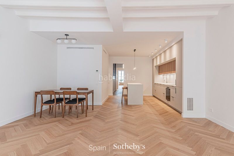 Foto 0ef10256-1d3e-4574-b53b-ff04e8e3d0e9. Apartament a Gòtic Barcelona