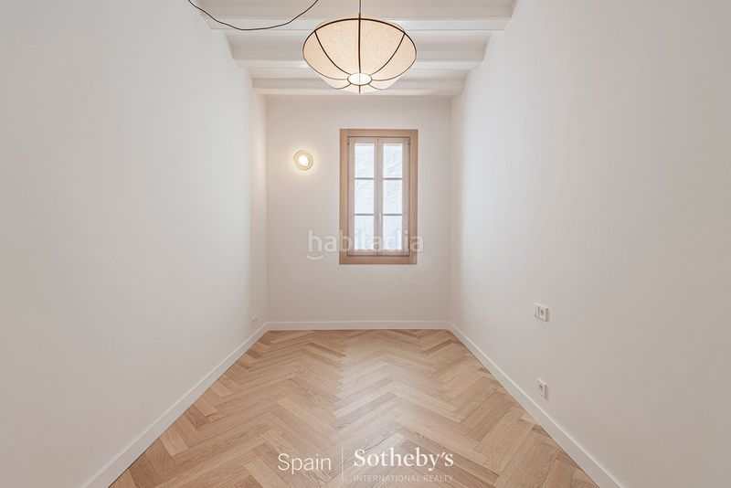Foto 6c36bb89-0638-443f-bce0-397d7ead71e2. Apartament a Gòtic Barcelona