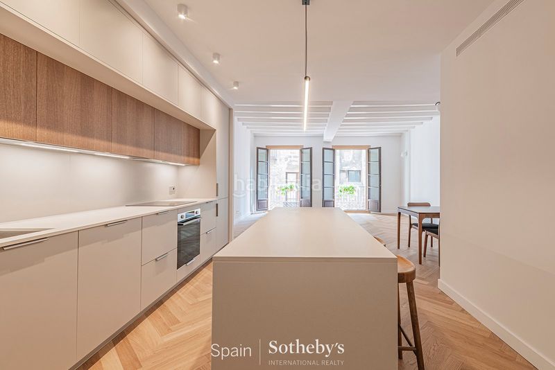 Foto 9f3dc854-c54e-47eb-827f-63db5ff6404d. Apartament a Gòtic Barcelona