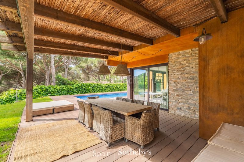 Foto f16134d9-dcab-4178-8e28-95a93477aaa9. Casa amb aparcament piscina a Sa Riera-Sa Fontansa Begur