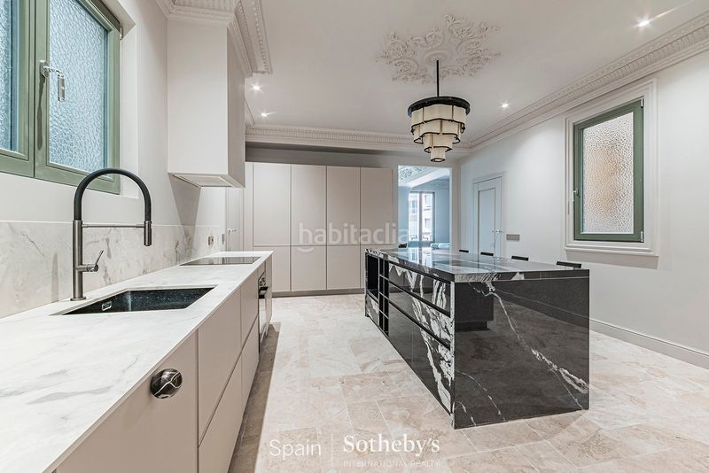 Foto 45e9ed46-bf52-486c-8973-6888b2dd34a7. Apartament a Dreta de l´Eixample Barcelona