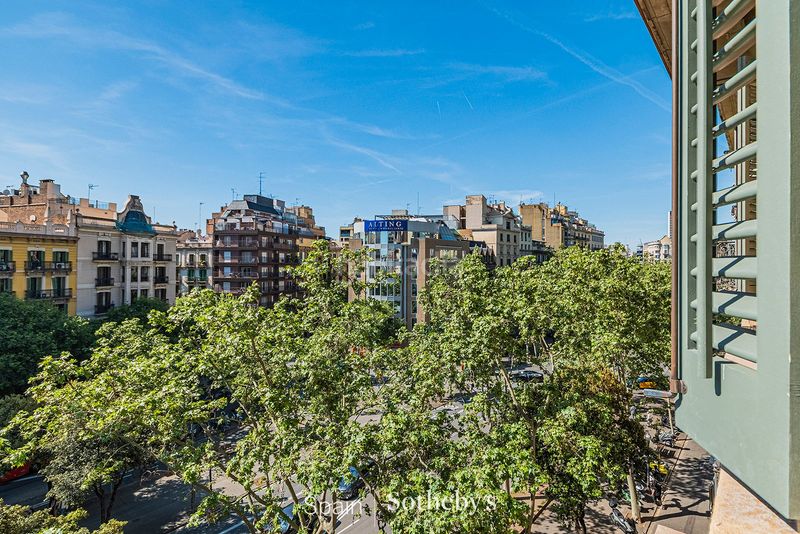 Foto b189974a-7b12-4911-a8f6-1b737eefc1af. Apartament a Dreta de l´Eixample Barcelona