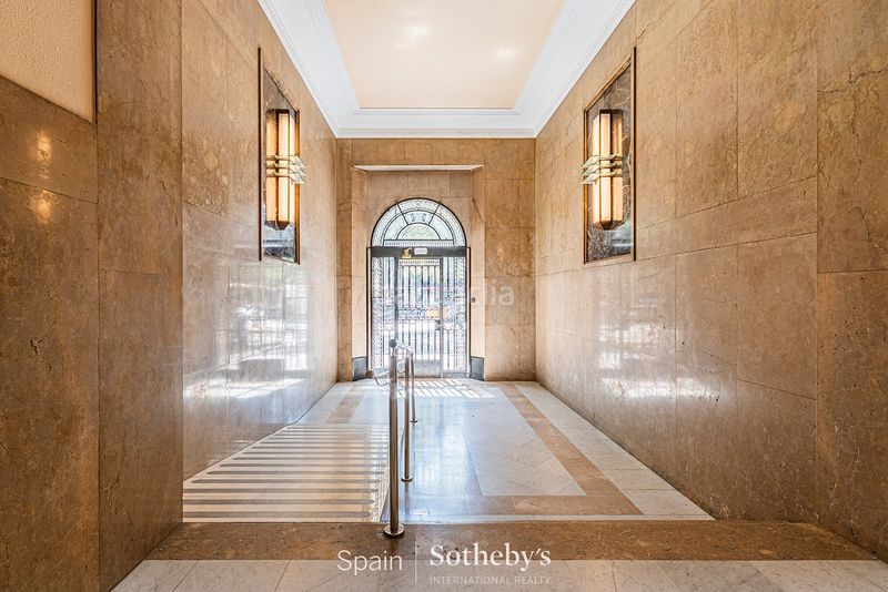Foto e0e77818-4d66-4f2e-8a5a-3a29f8d84f02. Apartament a Dreta de l´Eixample Barcelona