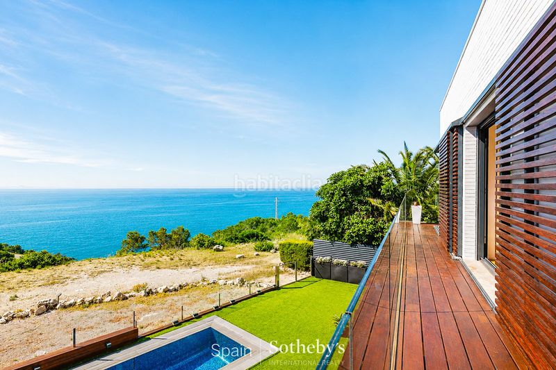 Foto 084c200b-f5bf-4d6b-adb7-f3df82c2a011. Casa amb calefacció aparcament piscina a Levantina - Montgavina - Quintmar Sitges
