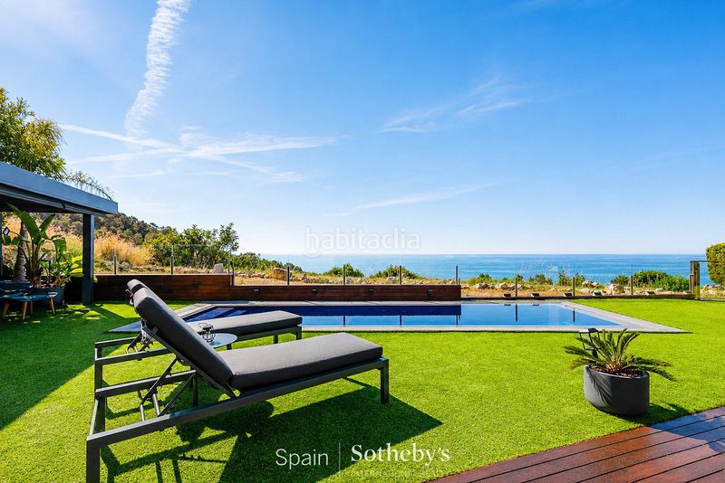 Foto 79d7d722-a2a1-47e8-9849-3567ff7b0485. Casa amb calefacció aparcament piscina a Levantina - Montgavina - Quintmar Sitges