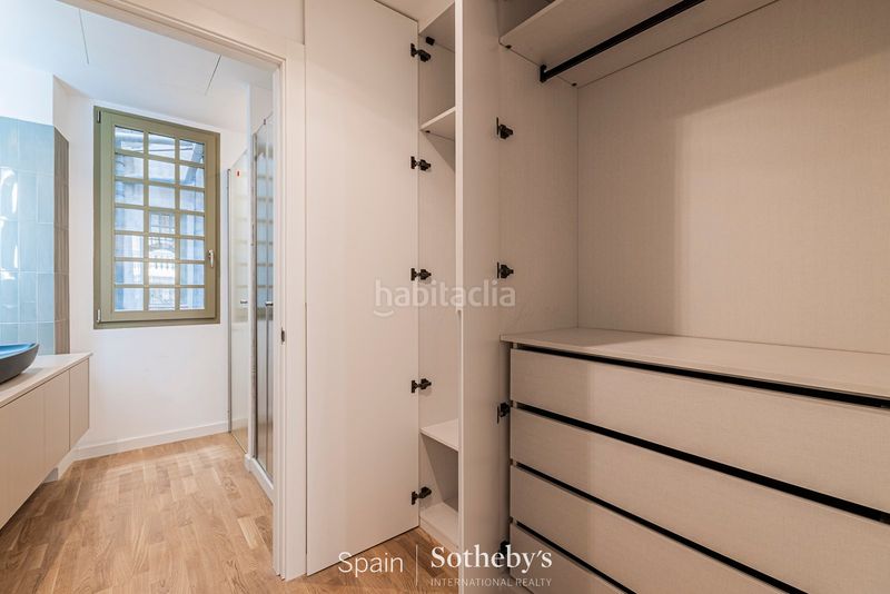 Foto 9895feae-61b5-4f34-b00e-2d32957719b0. Apartament amb calefacció a Gòtic Barcelona