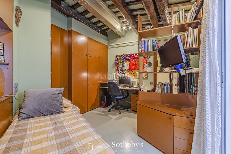 Foto 68f4249f-da62-4006-ade0-1ab7cbf1e112. Apartament amb calefacció a St. Pere - Sta. Caterina - El Born Barcelona