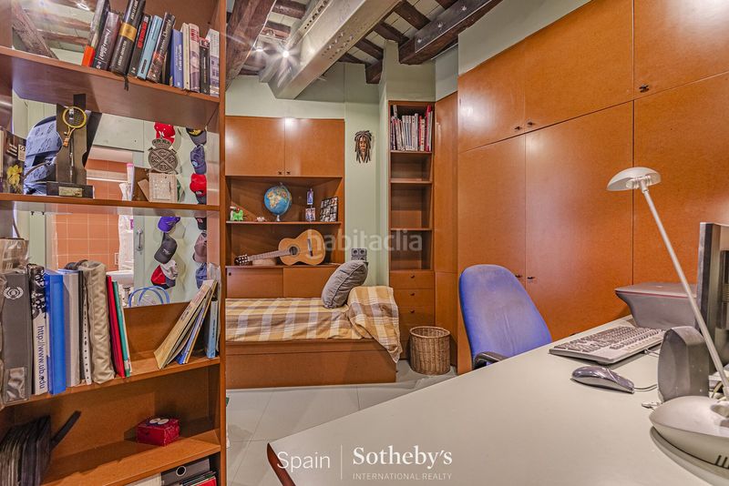 Foto f1d516b3-e14c-4d25-8cef-e33c7d90a571. Apartament amb calefacció a St. Pere - Sta. Caterina - El Born Barcelona
