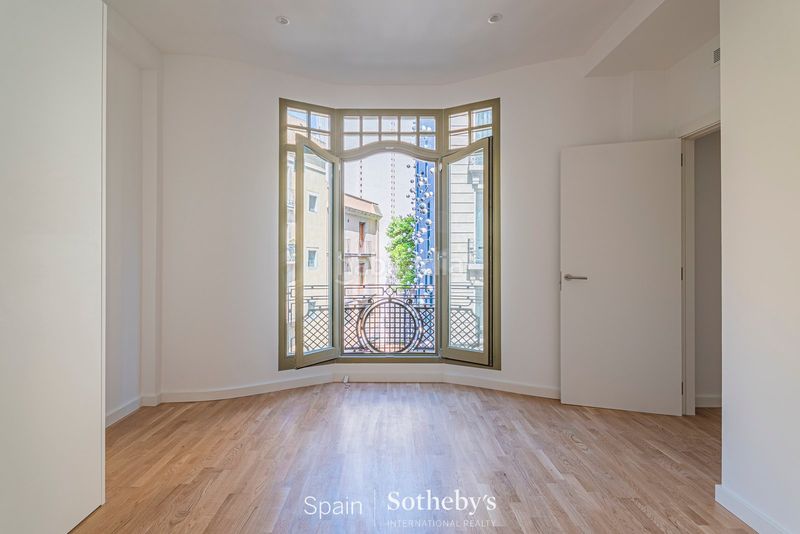 Foto 8ff7ef53-41d4-4443-a4e8-06b10c310591. Apartament amb calefacció a Gòtic Barcelona