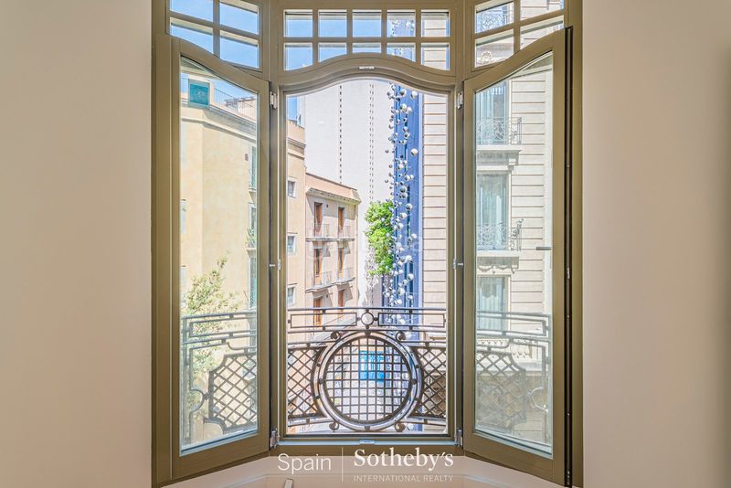 Foto 9570423e-0467-474a-aee1-ea3547424292. Apartament amb calefacció a Gòtic Barcelona