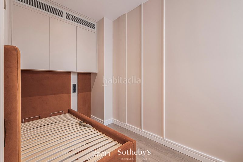 Foto 36d53e80-ea81-4fa2-888e-a786e869c757. Àtic amb calefacció a Dreta de l´Eixample Barcelona
