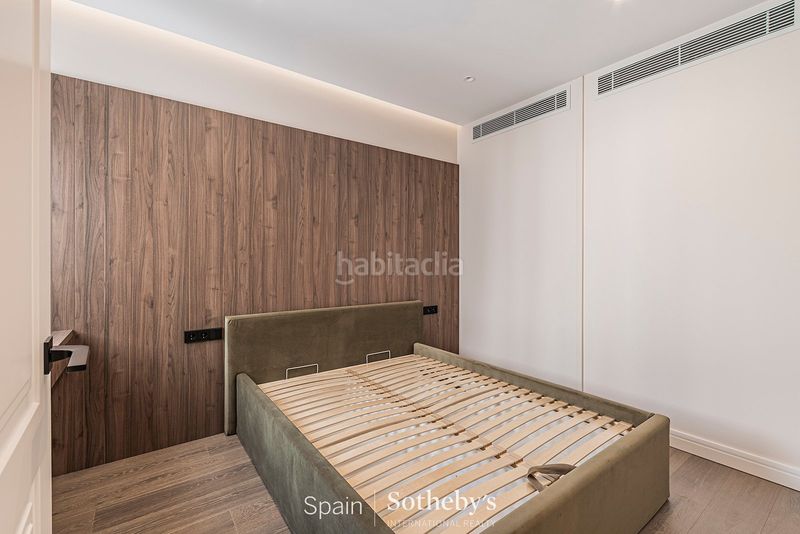 Foto fe8a3f4a-eb8b-4f70-af44-4fed132cae0e. Àtic amb calefacció a Dreta de l´Eixample Barcelona
